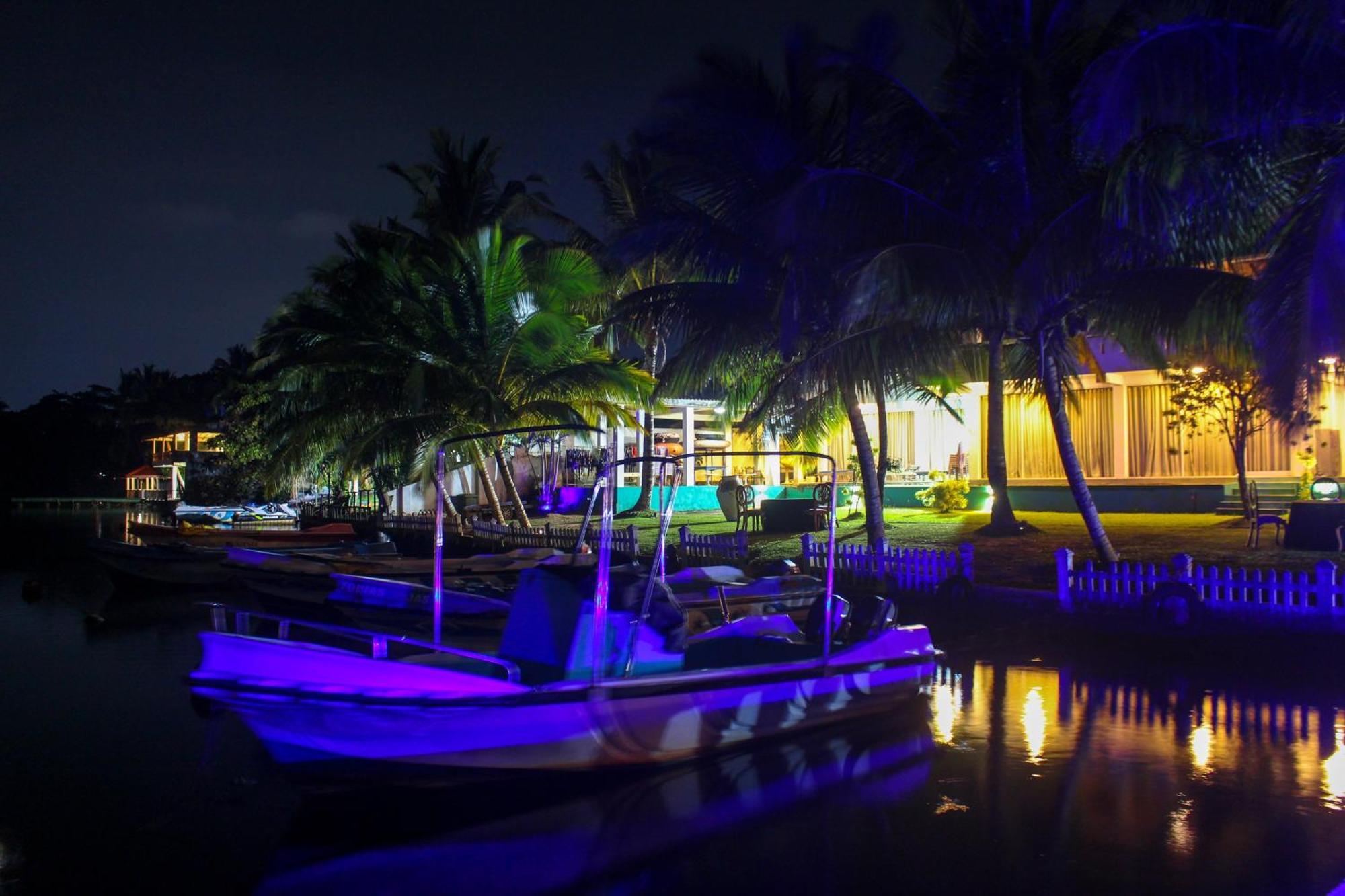 Sunset Araliya Hotel Bentota Aluthgama Exterior photo